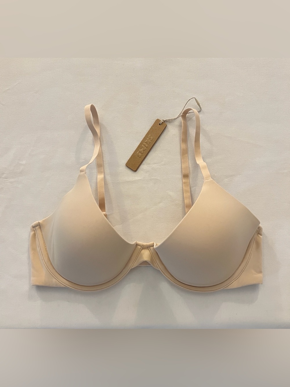 SKIMS FITS EVERYBODY PLUNGE BRA